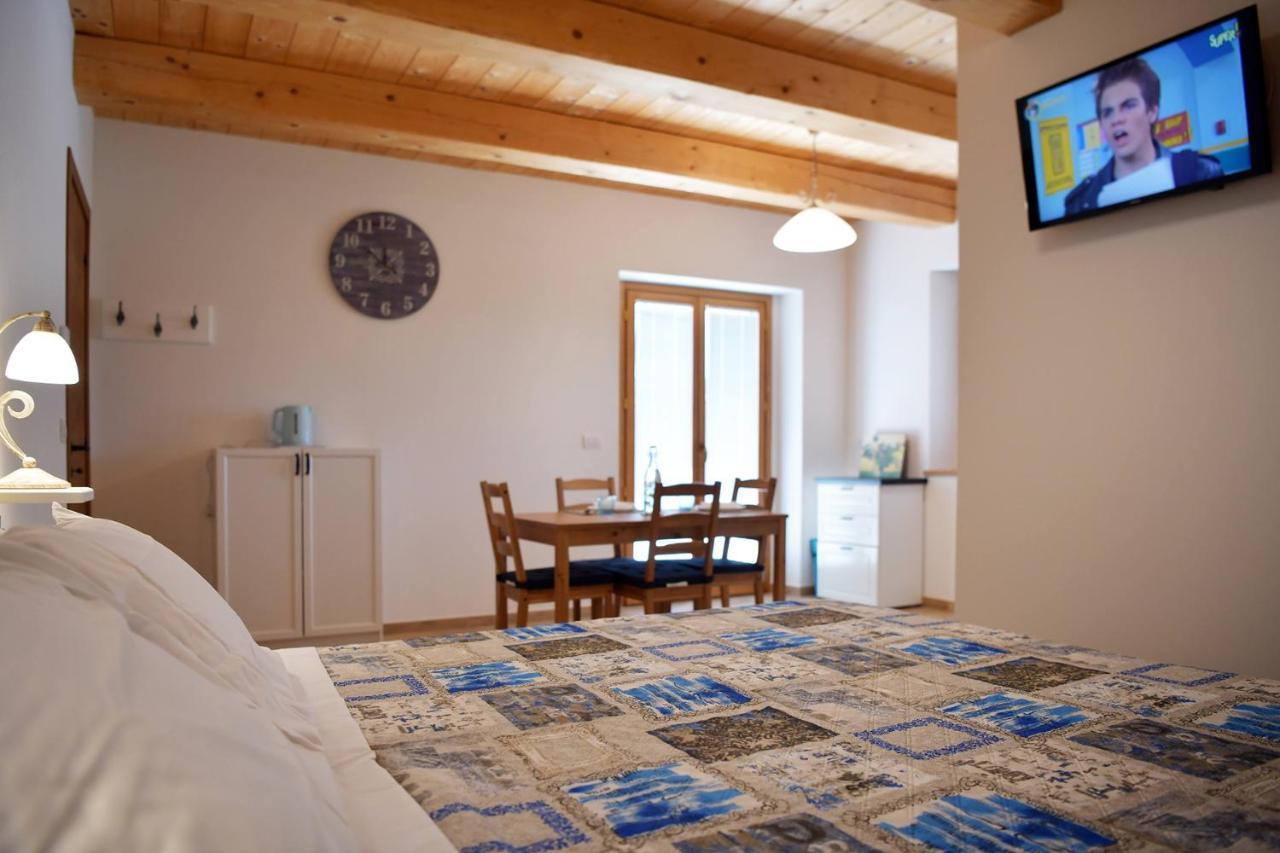 Casa Montefiore 13 Iris Lt Nella Tranquilla Campagna Marchigiana Анкона Экстерьер фото