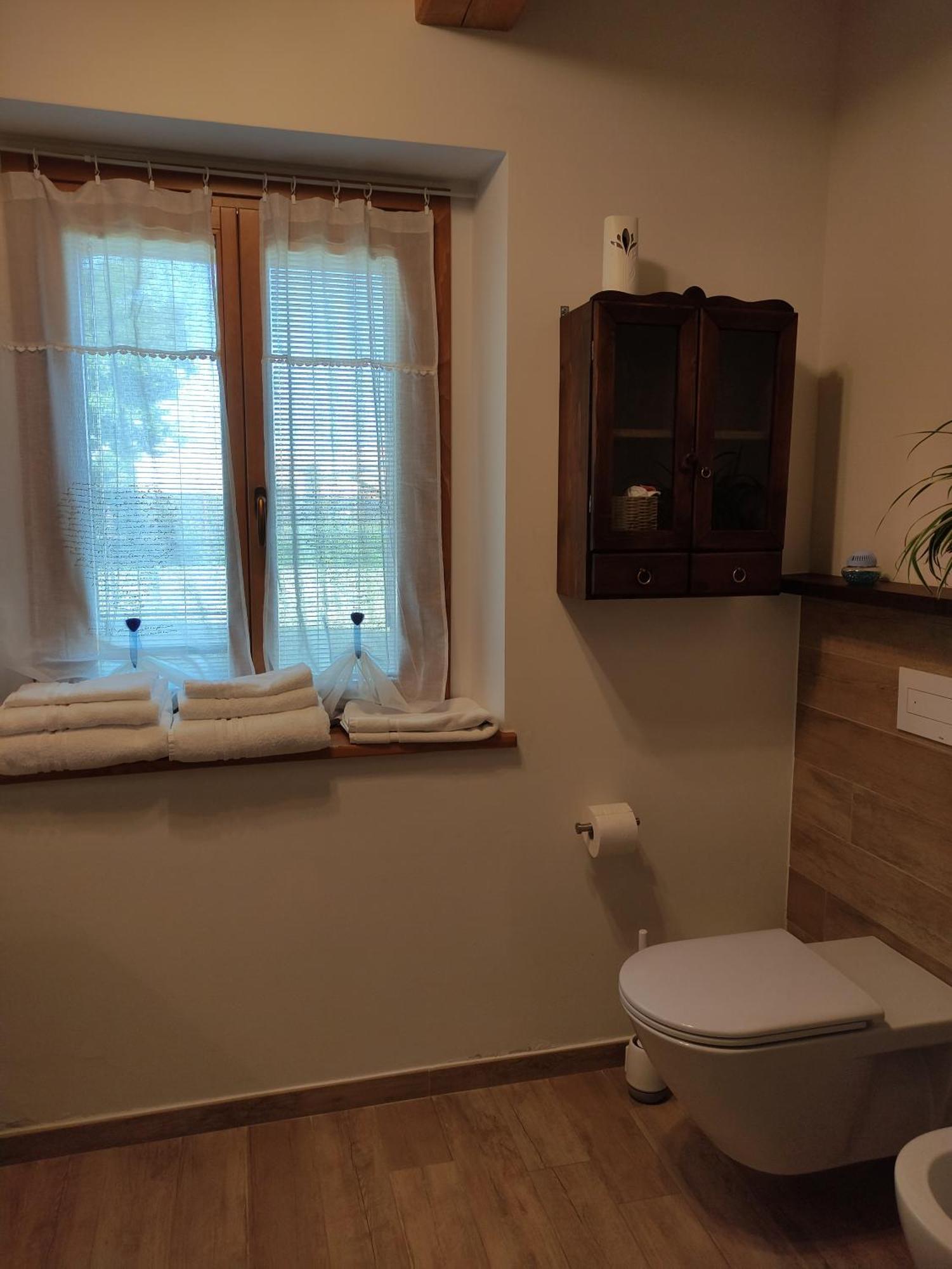 Casa Montefiore 13 Iris Lt Nella Tranquilla Campagna Marchigiana Анкона Экстерьер фото